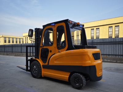 electric forklift