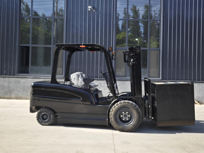 electric forklift