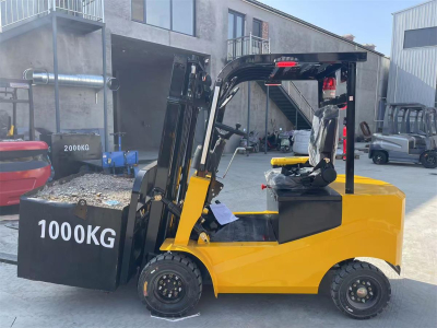 electric forklift